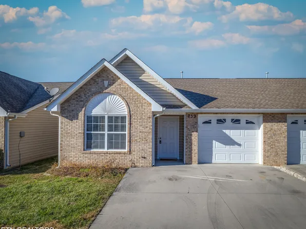 739 Greensboro Way #90, Knoxville, TN 37912