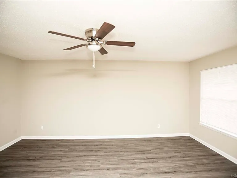 5 E Laramie Dr #A — Photo 3