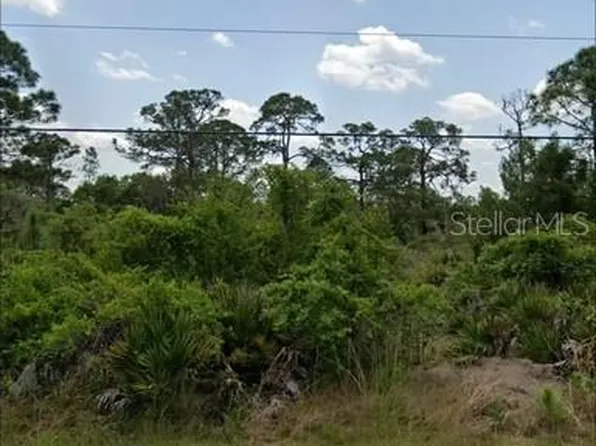 108 Launch Rd NW, Lake Placid, FL 33852