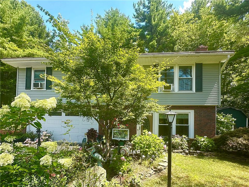 1st image of 176 Coleman Ave