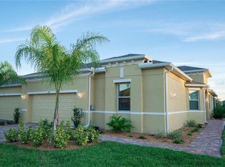 609 Chipper Dr, Sun City Center, FL 33573