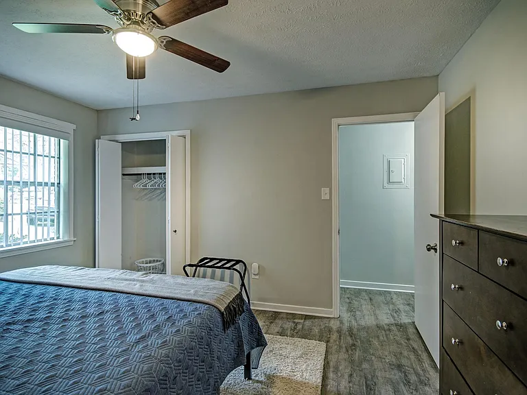134 Meadowdale Dr — Photo 15