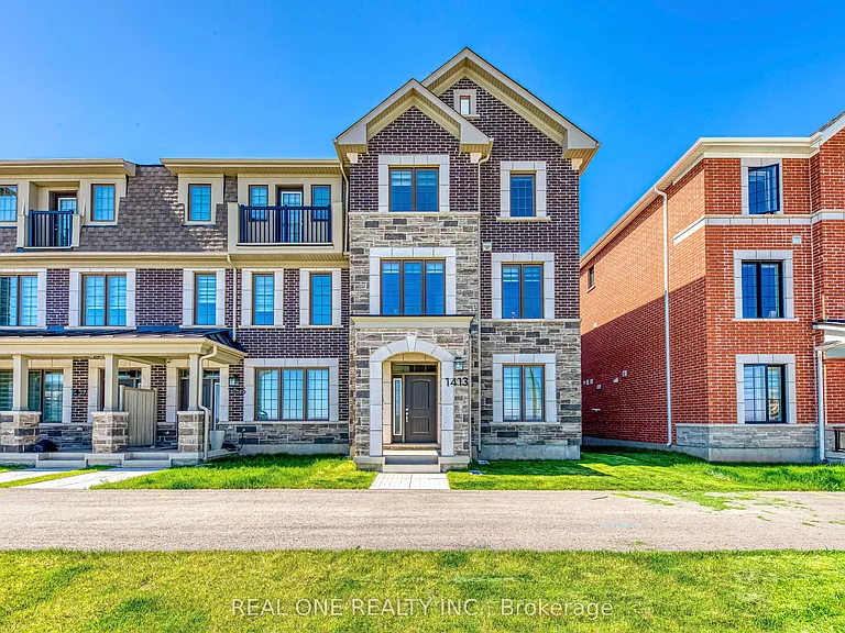 1413 William Halton Pkwy W — Photo 2