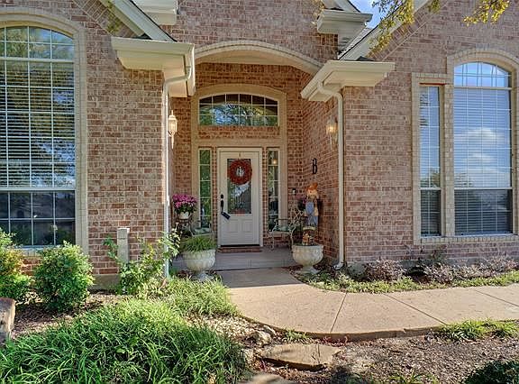 3rd image of 7429 Eagle Ridge Cir