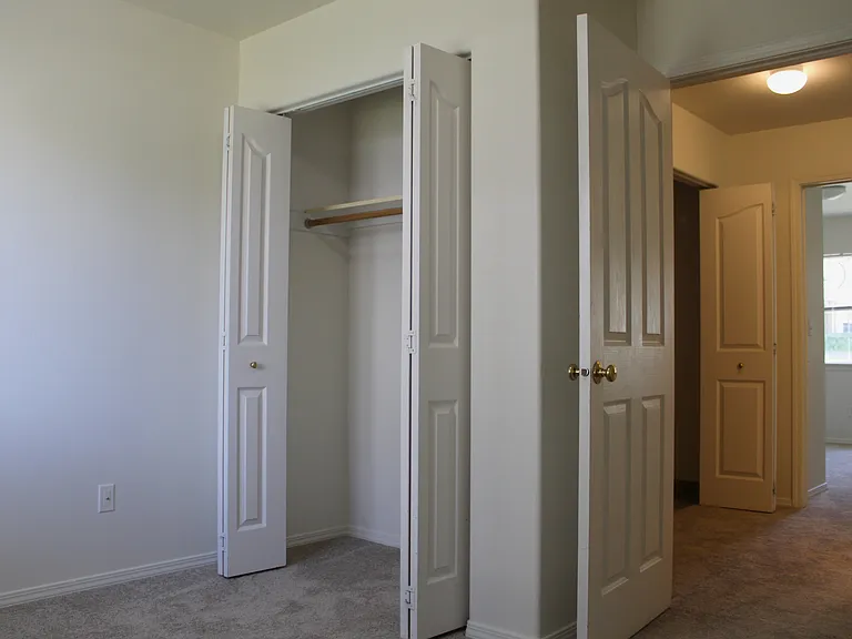 1386 Brown St #B — Photo 9