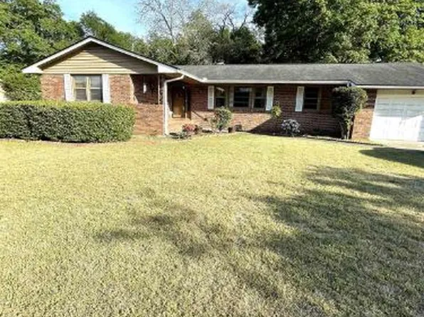 332 Rawls Dr, Leesville, SC 29070