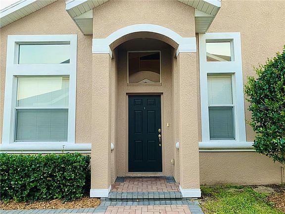 3rd image of 1512 Summergate Dr