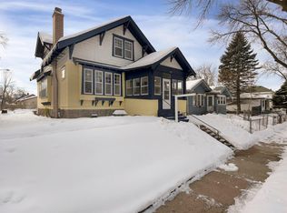 882 Fuller Ave, Saint Paul, MN 55104