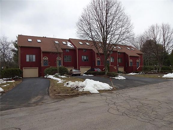 2nd image of 23 Tamarac Dr #23D