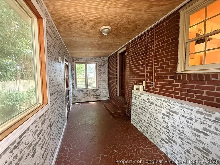 115 S Tarboro St — Photo 14