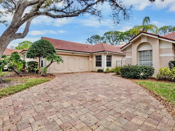3846 Lyndhurst Ct, Sarasota, FL 34235