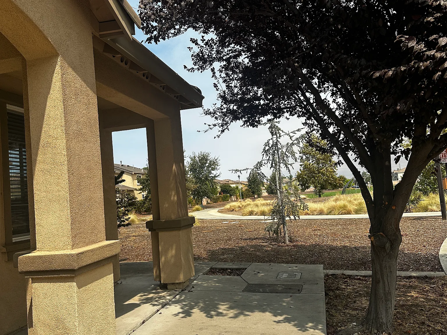 4 bed, 2.5 bath, 2511 sqft, $3,450 — Photo 4