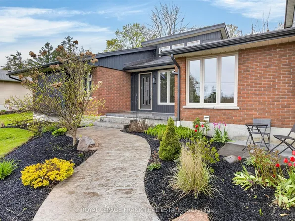 892 Frank Hill Rd, Kawartha Lakes, ON K9J 6X3