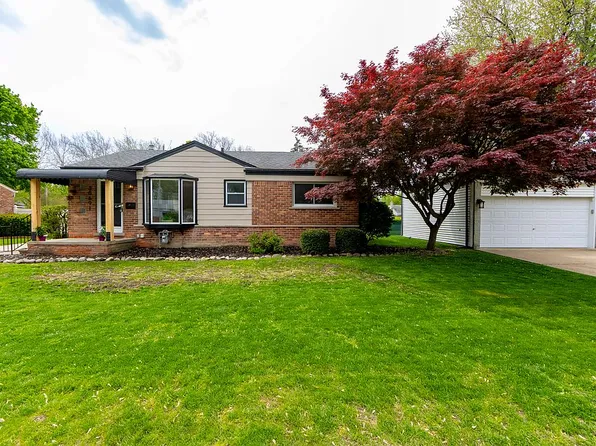 30691 Minton St, Livonia, MI 48150