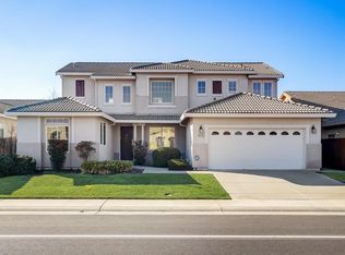 9276 Salmon Creek Dr, Elk Grove, CA 95624