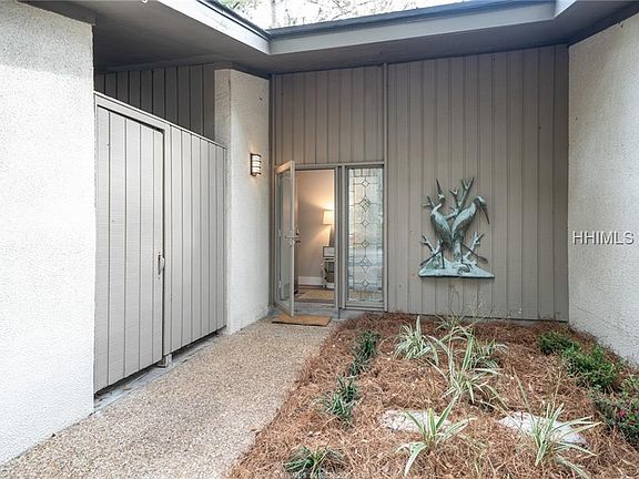 2nd image of 35 Lawton Dr APT 126
