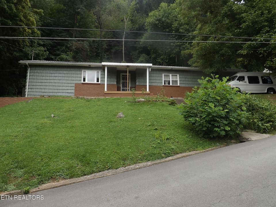 1st image of 137 Horseshoe Dr
