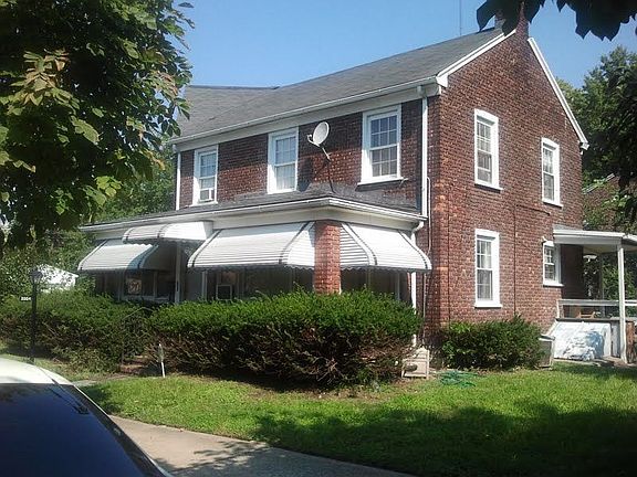 View of the front side