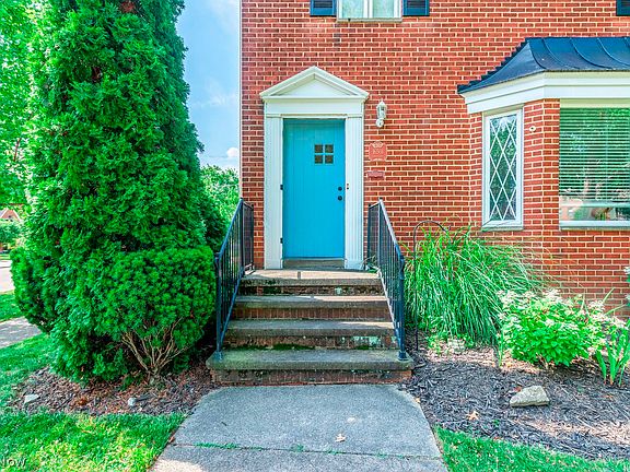 5th image of 16501 Edgecliff Ave