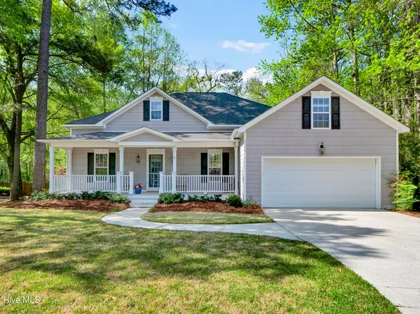 6002 Forest Creek Circle, Wilmington, NC 28403