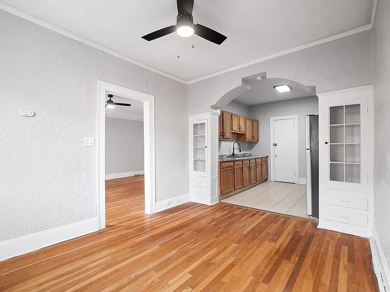 Middlehurst Apartments — Photo 10