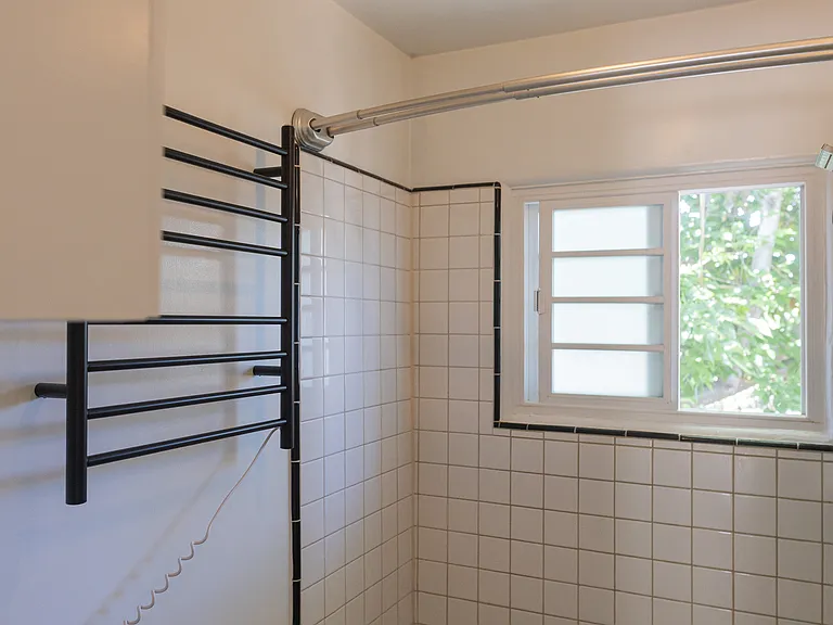1278 Phillips Ln — Photo 42