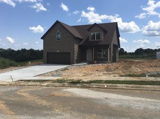 2002 Azalea Ct N, Pleasant View, TN 37146