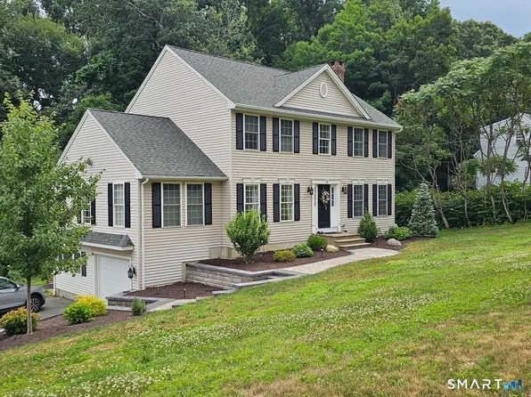 33 Brentwood Drive, Wolcott, CT 06716