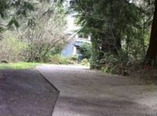 25636 SE Tiger Mountain Rd, Issaquah, WA 98027