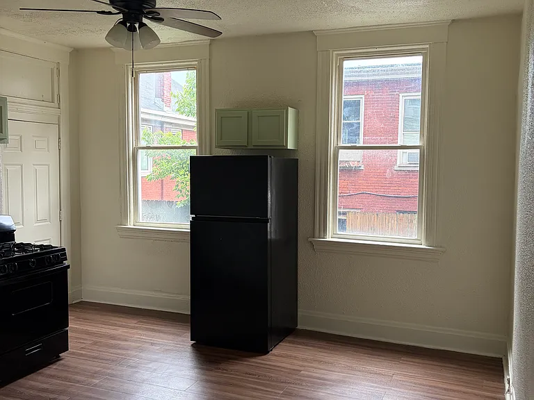 3754 Warsaw Ave #1 — Photo 4
