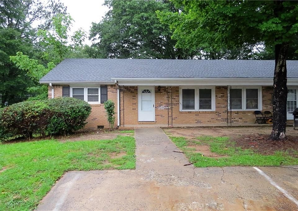 1st image of 784 Wilson Cir #784