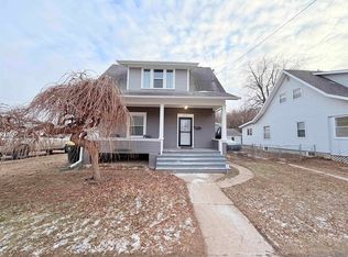 1412 W 26th St, Sioux City, IA 51103