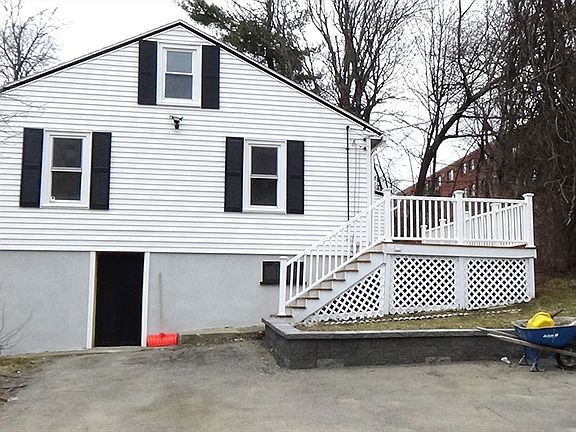 3rd image of 41 Bridgeport St