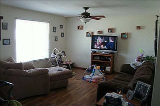 2nd image of 209 NE Trent Ave