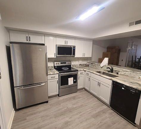 3rd image of 4841 Station House Ln