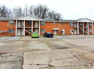 201 W Martha Dr, Chaffee, MO 63740