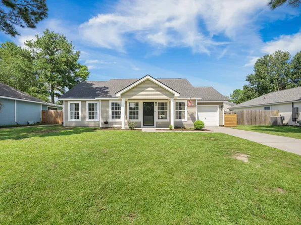 9873 Levenshall Dr, Ladson, SC 29456