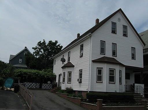 2nd image of 34 Waverly Ave