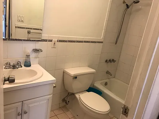 Rented by Voro, LLC | media 3