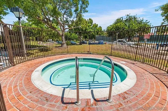 6552 Corte Valdez — Photo 56