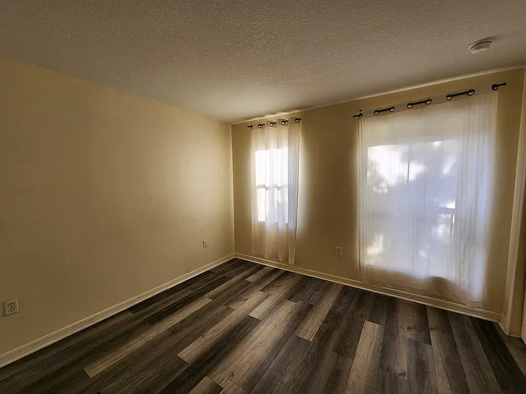6842 Dartmouth Hill St — Photo 18