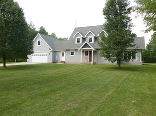 2265 E Brooks Rd, Freeland, MI 48623