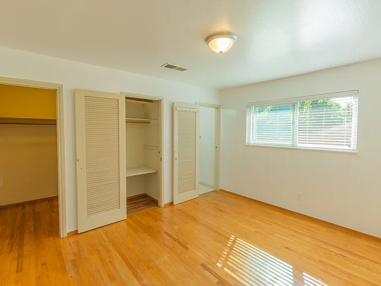 5 Clearbrook Rd — Photo 8