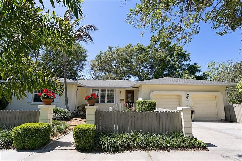 1516 Kenwood Ave N, Saint Petersburg, FL 33704 Zillow