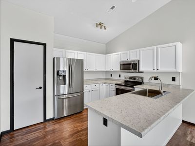 950 67th St Unit 120, West Des Moines, IA, 50266
