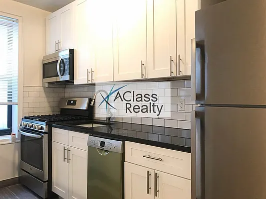 Rented by A Class Realty International | media 8
