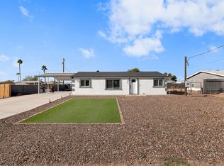 306 N Hawes Rd, Mesa, AZ 85207