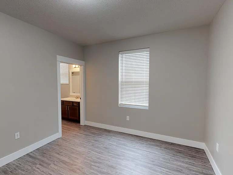 Prairie Heights Apartments — Photo 126