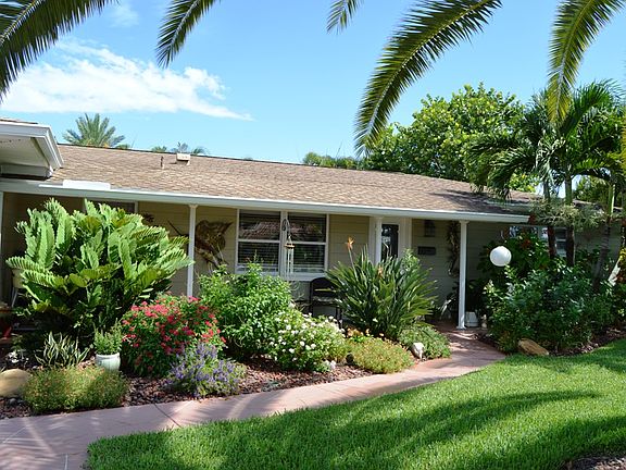 3rd image of 8009 Causeway Blvd S