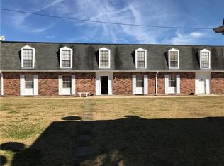 319 9th St APT E, Gretna, LA 70053